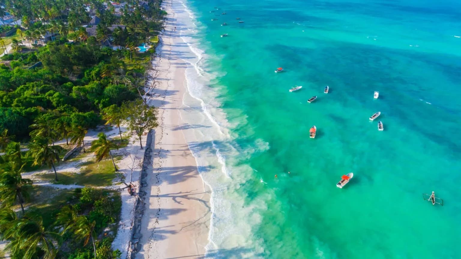Paje Beach scenic view