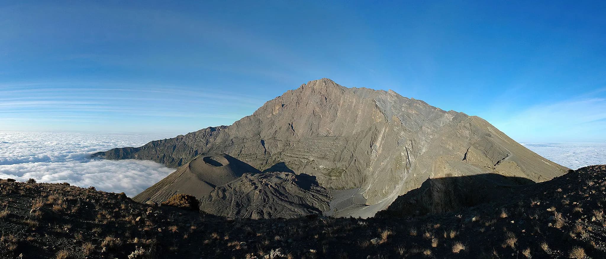 Mount Meru scenic view